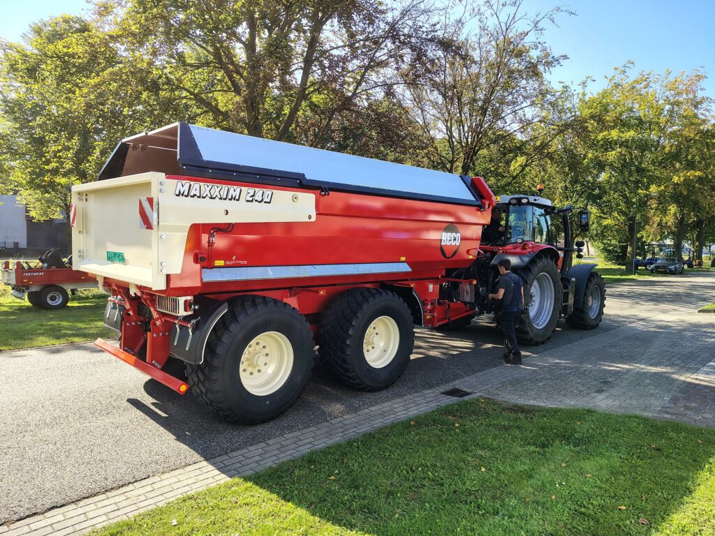 Beco 240 Maxxim Waterschap Rijn En Ijssel (6)