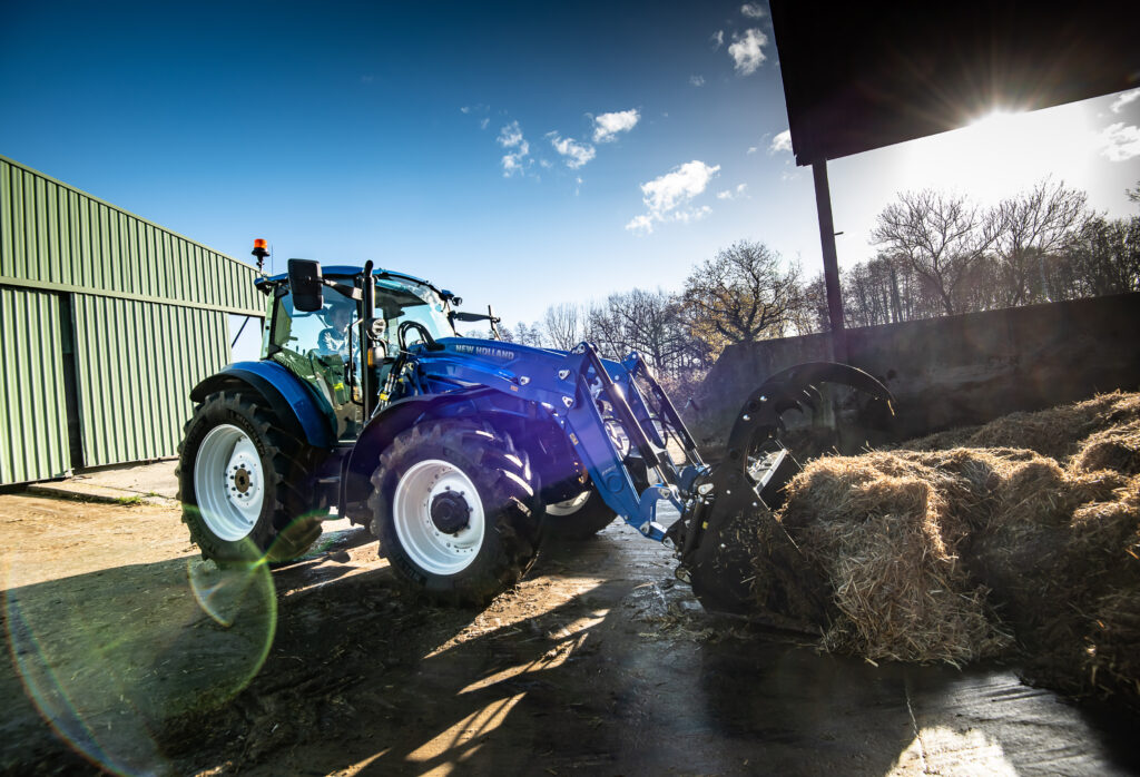 New Holland T5 Dual Command 2025 (8)