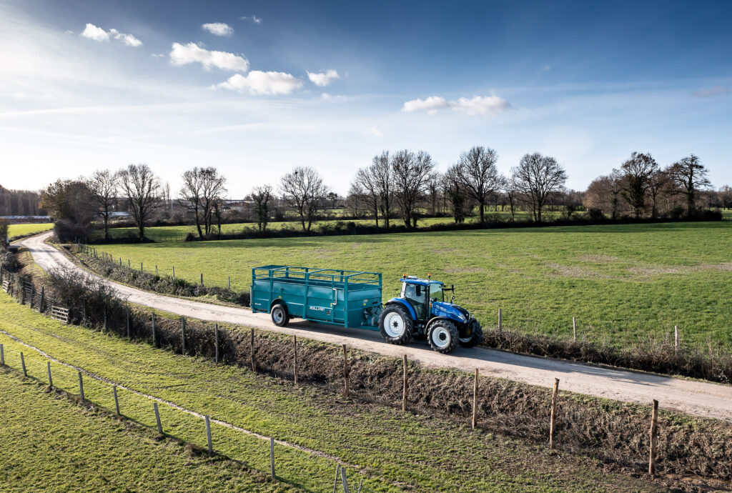 New Holland T5 Dual Command 2025 (9)