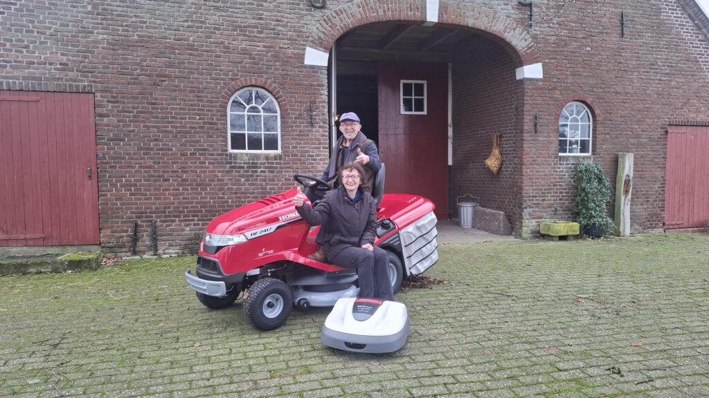 7efdd7f6 094f 451c A61b 39f9e575d5ee