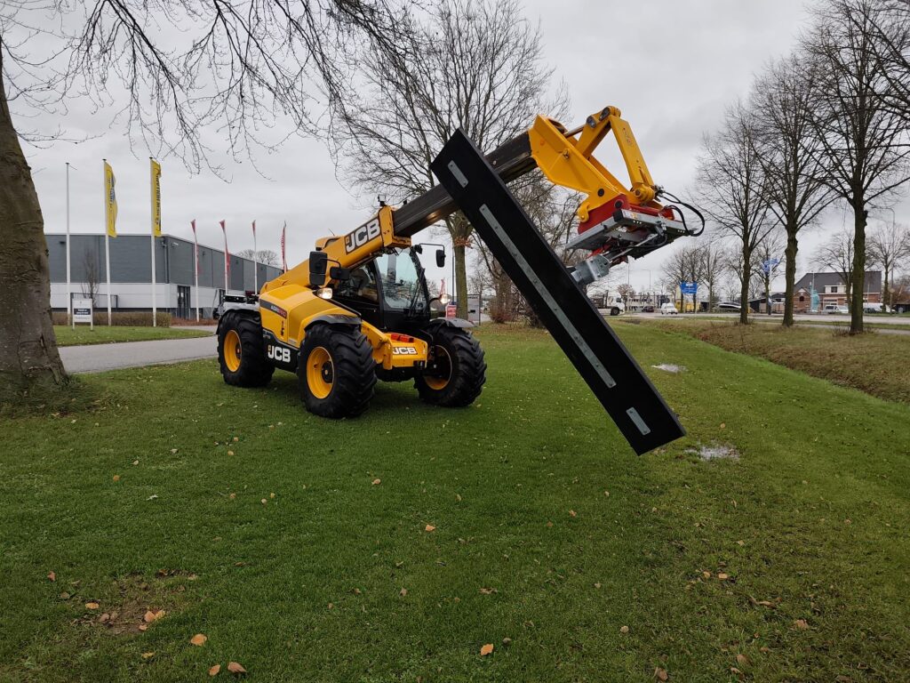 Jcb Silvold (2)