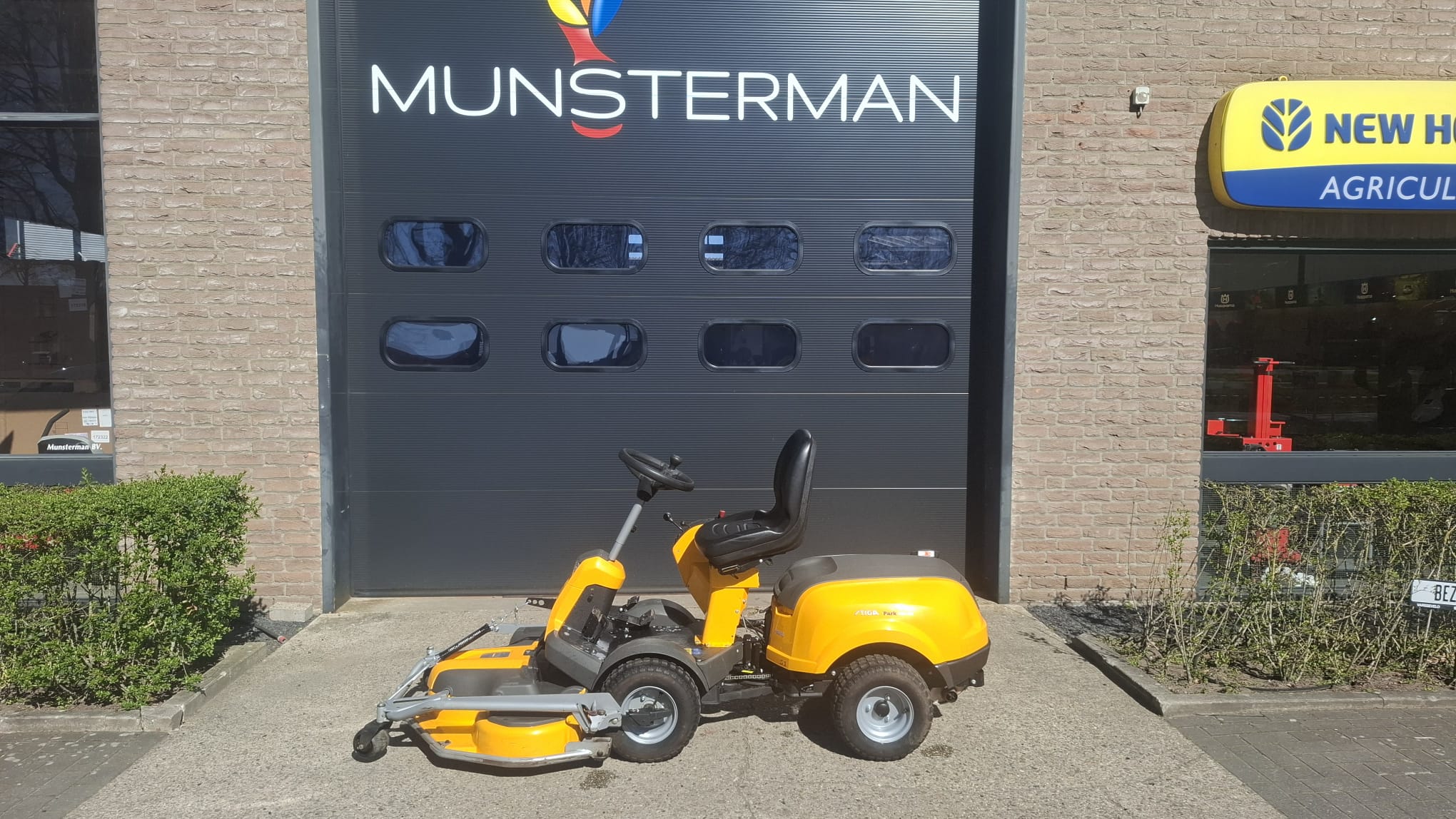 63e7233b 6e6a 42bc B47b 70020e75081a